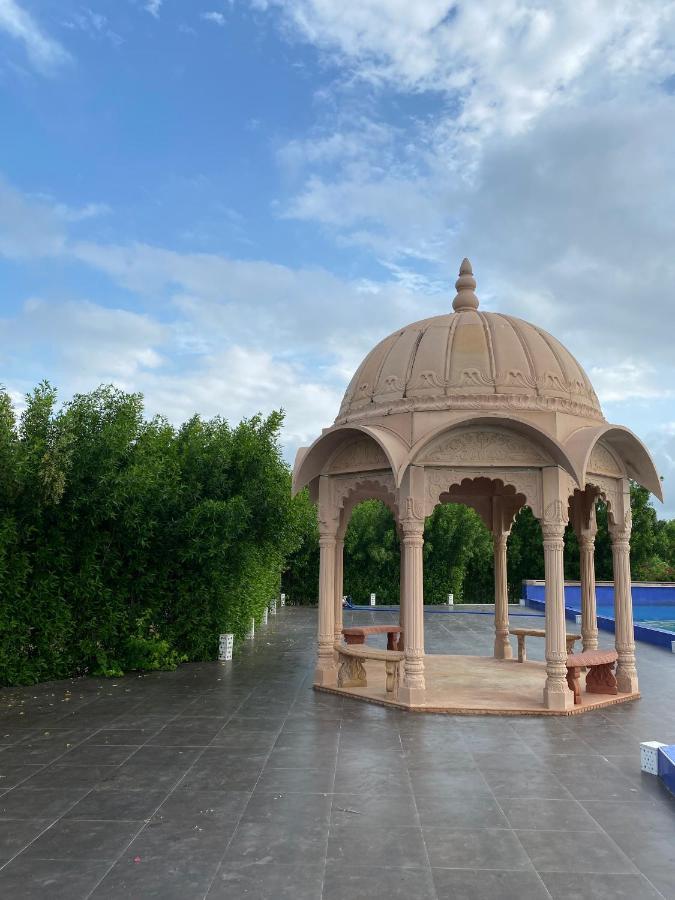 City The Village Beach Resort Laeja Esterno foto